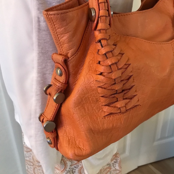 B MAKOWSKY ๐บ ๐ imprinted Leather, Shoulder hobo bag,purse. Lt. Orange - Picture 4 of 13